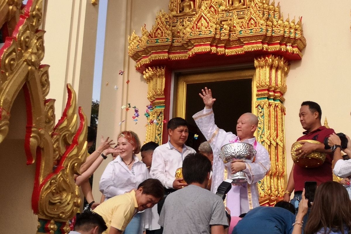 ชาวต่างชาติบนเกาะพะงันร้องเรียนเกี่ยวกับพิธีกรรมดั้งเดิม