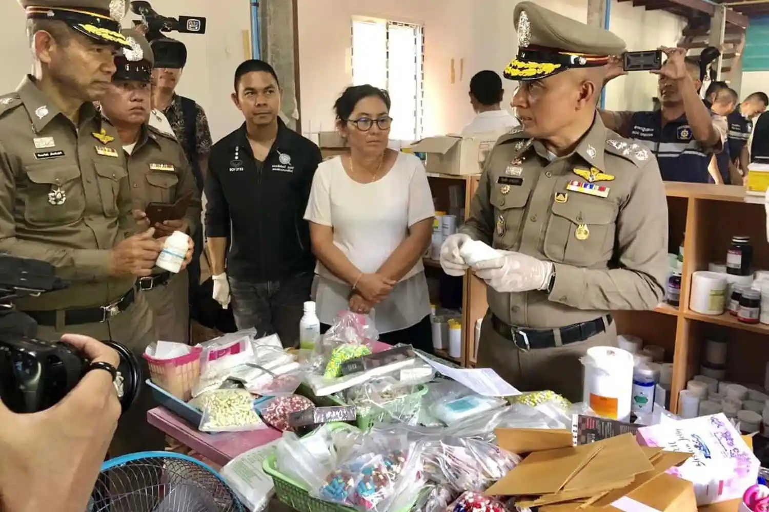 FDA और पुलिस दूरबद्धताकी संपादकीय में विश्राम को बढ़ावा दे रहे हैं
